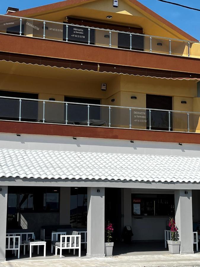 Pachmann Apartments Nea Plagia Exteriör bild